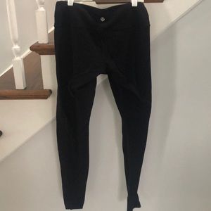 Black lulu leggings
